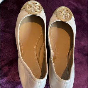 Tory Burch Minnie Medallion Cp Toe Ballet Flat